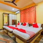 Collection O 14779 Meera Motels & Residency