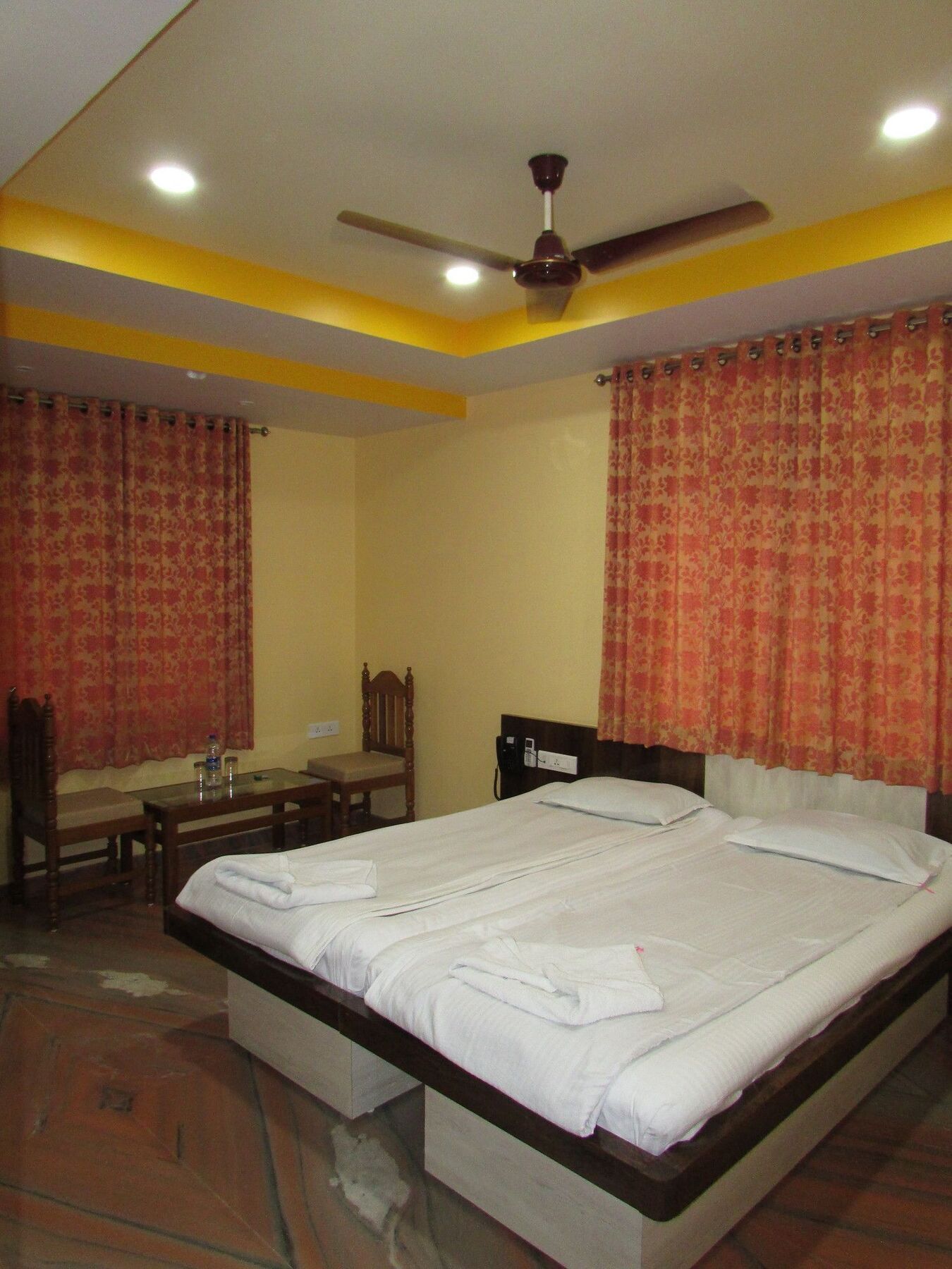 Collection O 14779 Meera & Residency Colva